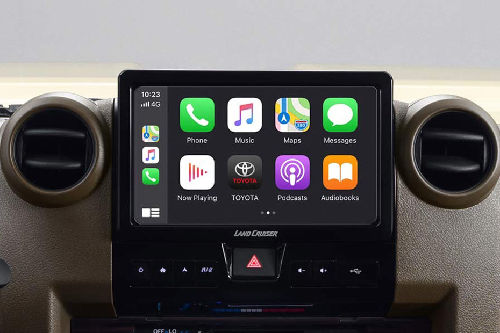 Stereo View of Land Cruiser 70 Hard Top