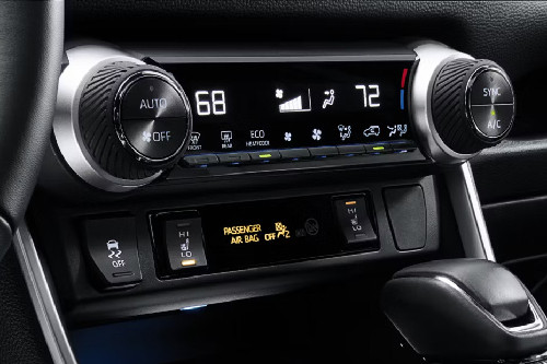 Front AC Controls of Toyota RAV4 
