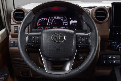 تويوتا لاند كروزر  بيك أب Steering Wheel