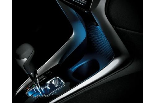 Toyota Yaris Hatchback Gear Shifter