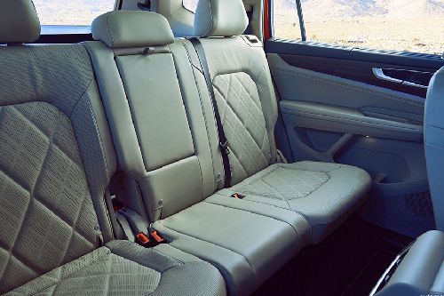 فلكس فاجن تيرامونت Rear Seats