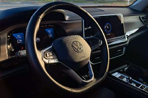 فلكس فاجن تيرامونت Steering Wheel