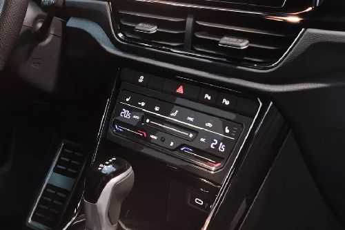Front AC Controls of Volkswagen T Roc