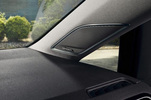Speakers View of فلكس فاجن Golf TDI