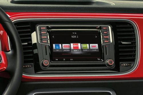 Front AC Controls of Volkswagen Beetle