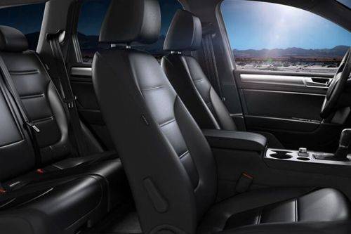 Touareg (2012-2021) Front Seats