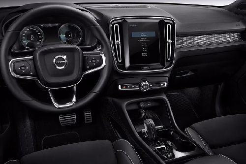 Dashboard View of XC40