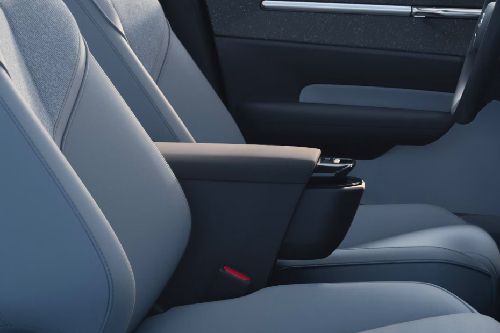 إكس 30 Armrest Rear