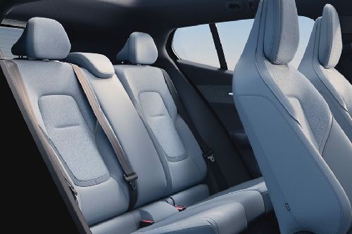 فولفو إكس 30 Rear Seats