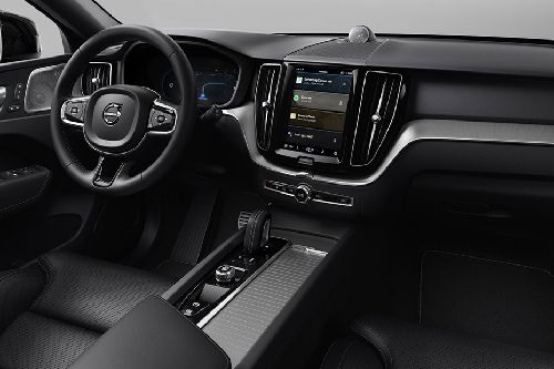 Dashboard View of XC60 Recharge