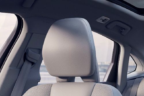 S90 Recharge Front Seat Headrest