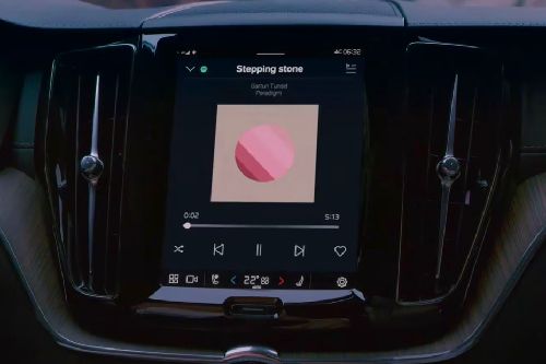 S90 Recharge touch screen