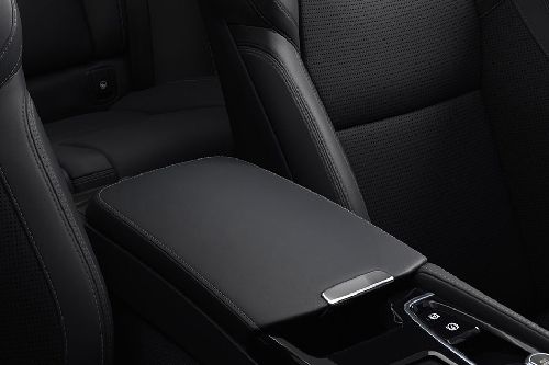 S60 Recharge Armrest Rear