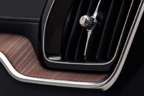 V60 Recharge Front Ac Vents
