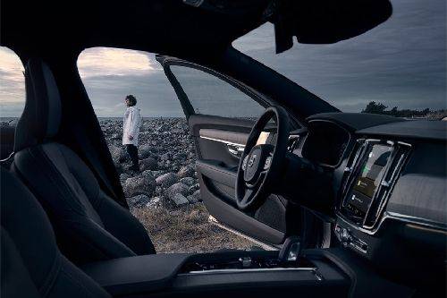 فولفو في 90 كروس كانتري Inside Of Drivers Side Open Door