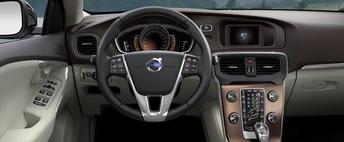 V40 Cross Country Center Console