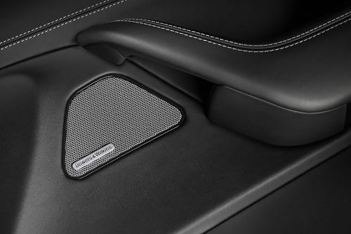 Speakers View of Maserati Levante