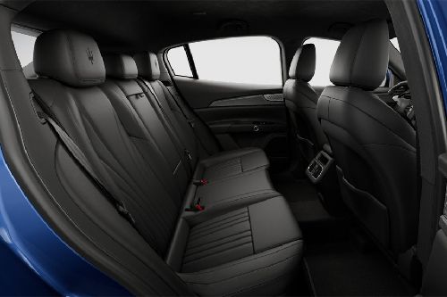 مازيراتي جريكالي Rear Seats