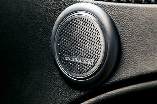 Speakers View of ألفا روميو جوليا