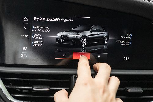 جوليا touch screen