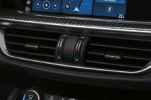 ستلفيو كوادريفوليو Front Ac Vents