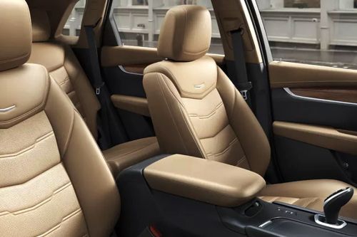 XT5 (2021-2023) Front Seats