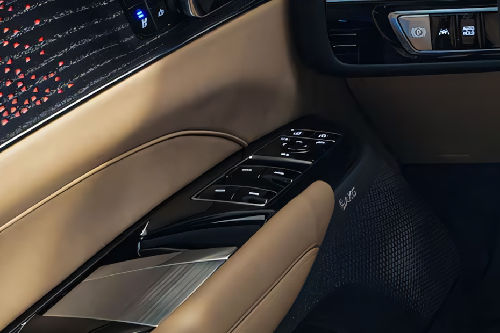 كاديلاك ليريك Drivers Side In Side Door Controls