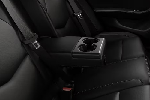 سي تي 5 في Armrest Rear