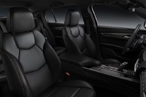 سي تي 5 في Front Seats