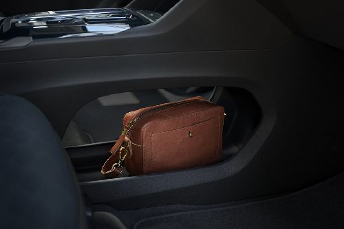 Chevrolet Bolt EV Storage (Center Console)