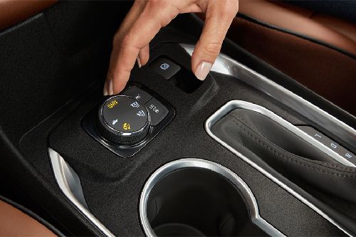 Center Controls of شفروليه ترافرس