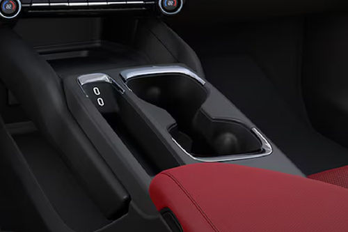 إيكوينوكس إي في Front Cup Holder