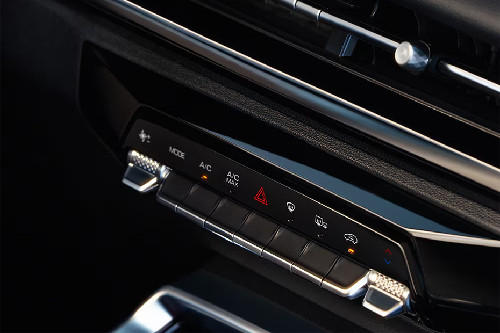 Front AC Controls of شفروليه جروف