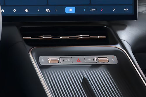 Front AC Controls of Chevrolet Captiva PHEV