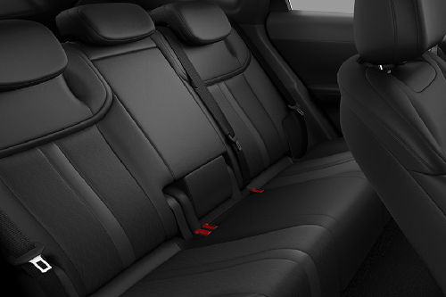 شفروليه كابتيفا بي إتش إي في Rear Seats