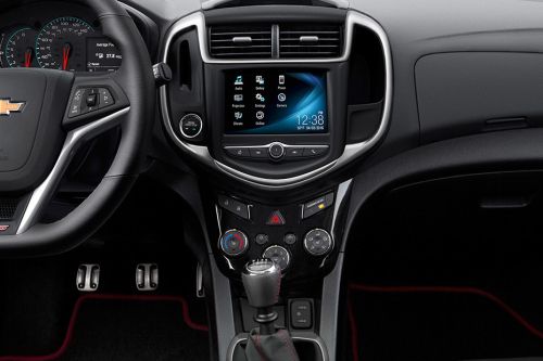 Aveo Center Console