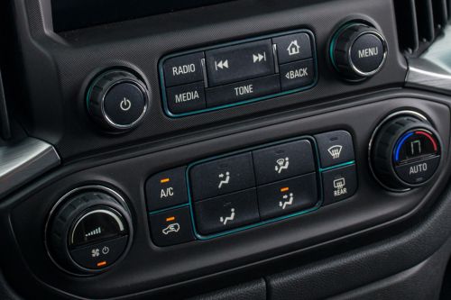 Side AC Controls of Chevrolet Trailblazer