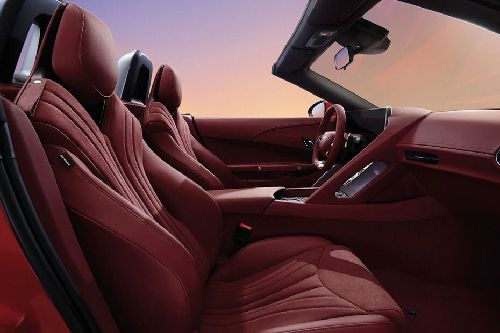 سايبرستر Front Seats