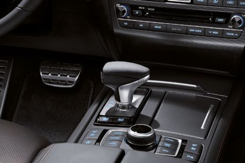 جينيسيس G80 SPORT Gear Shifter