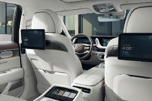 Rear Seat Entertainment of Genesis G90