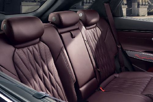 جينيسيس GV70 Rear Seats