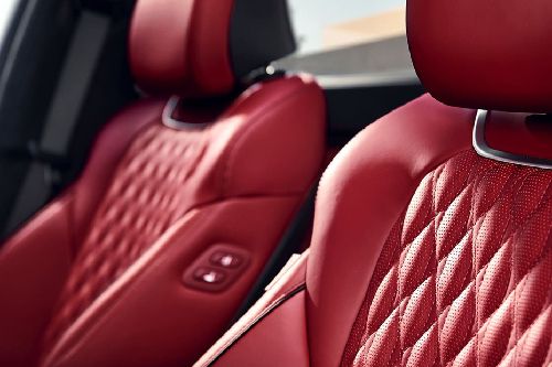 جينيسيس GV70 Upholstery Details