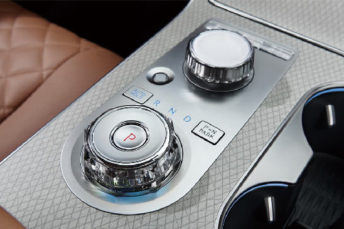 Center Controls of Genesis GV80 Coupe