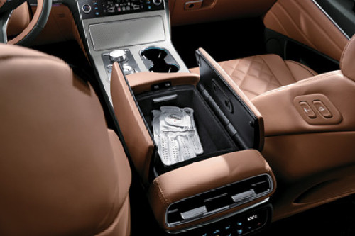 GV80 Coupe Front Center Divider