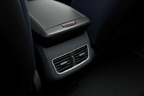 D60 Max Rear AC Controls