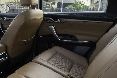 door handle interior of Changan CS95