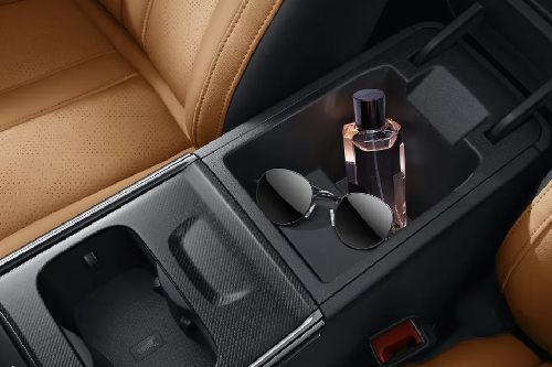 GS4 2023-2026 Front Center Divider