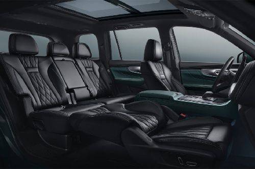 GAC GS8 Front And Rear Seats Together