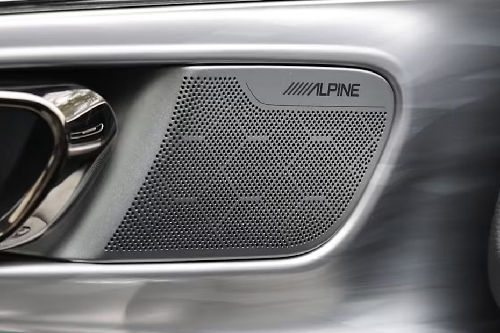 Speakers View of GAC GS8 Traveller