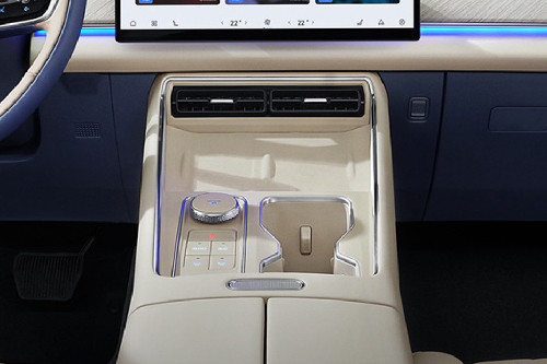 Center Controls of Chery Fengyun T9